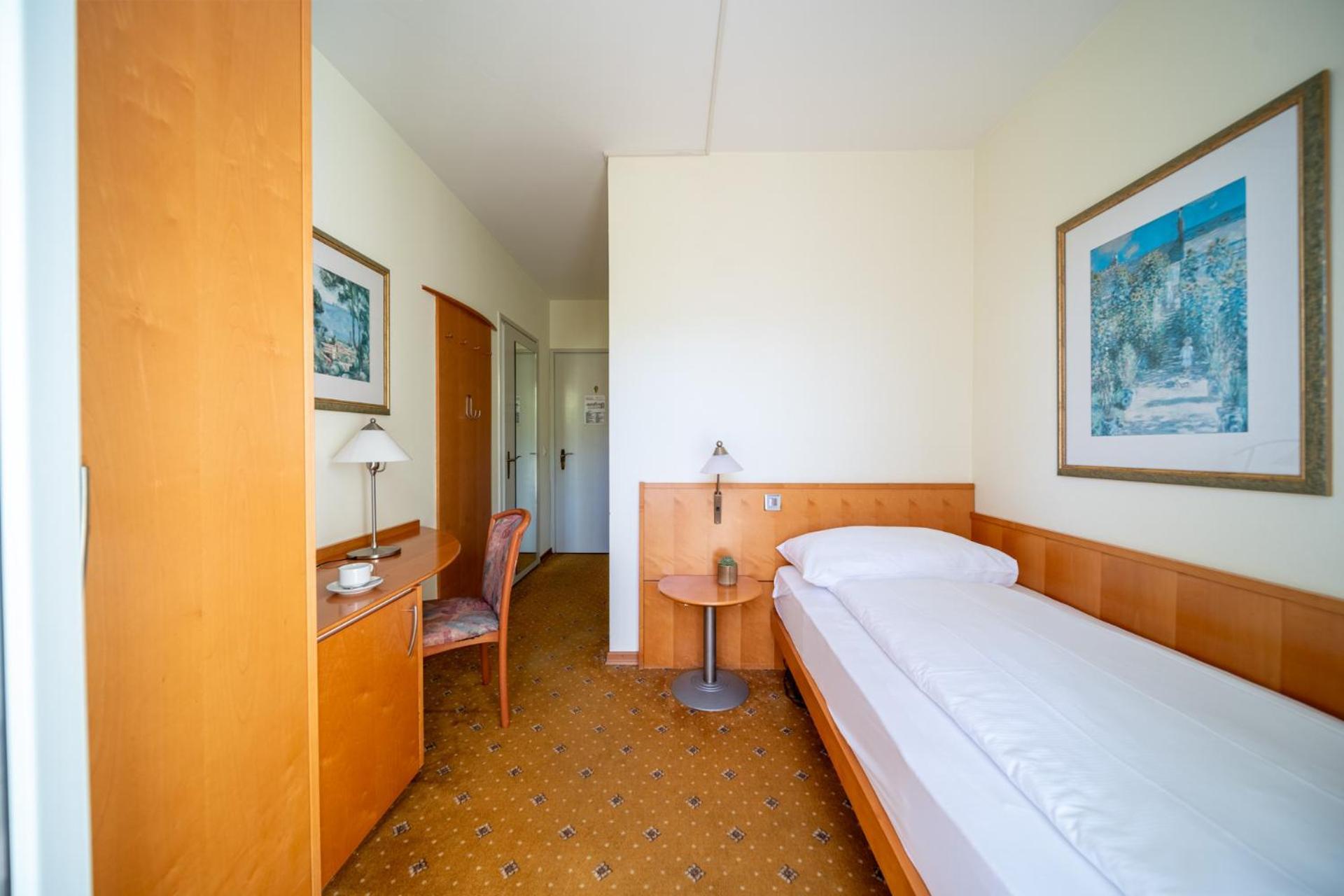 La Perla Hotel