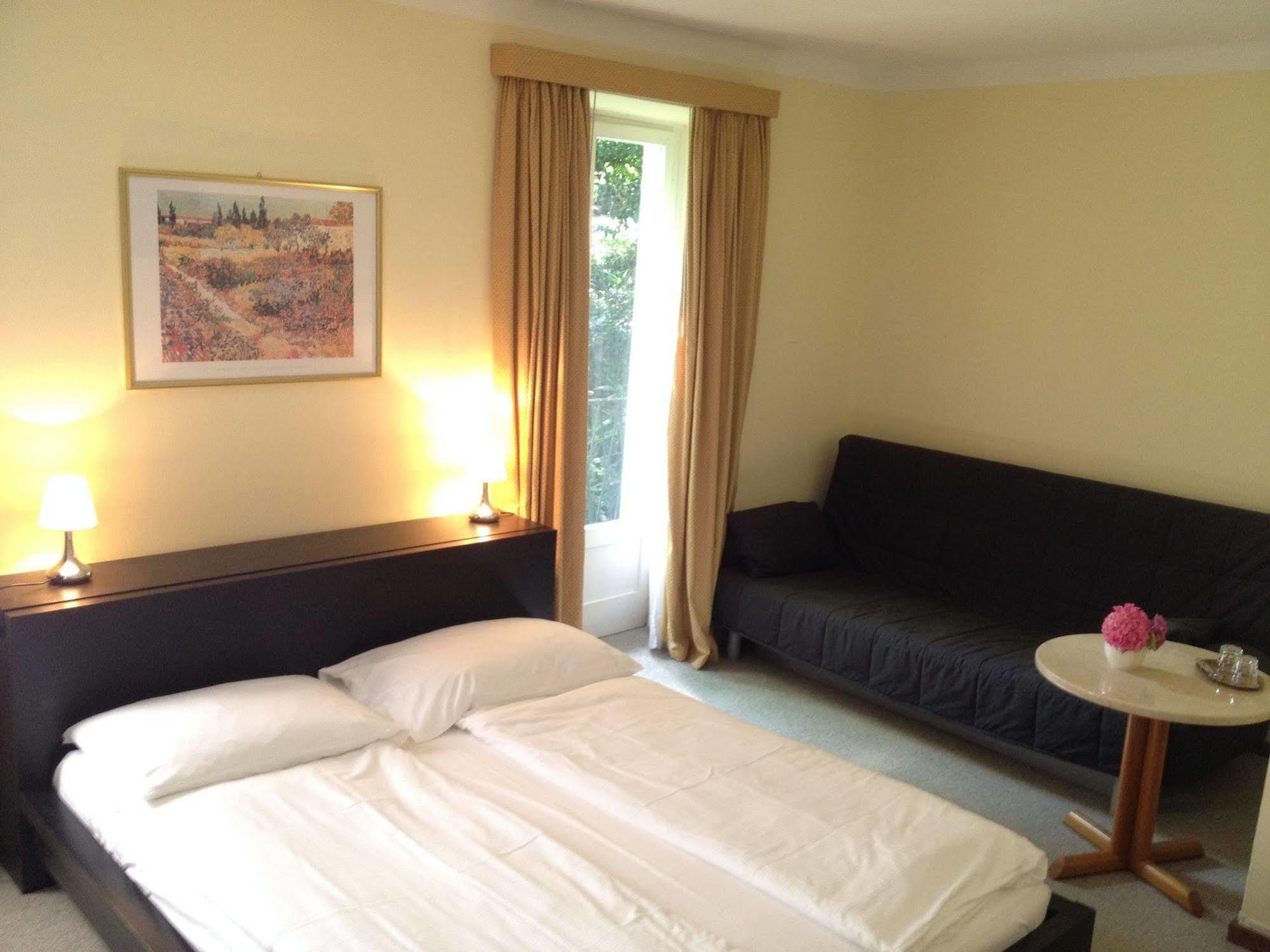 Hotel La Perla 3*